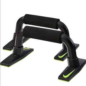 Nike push up grips